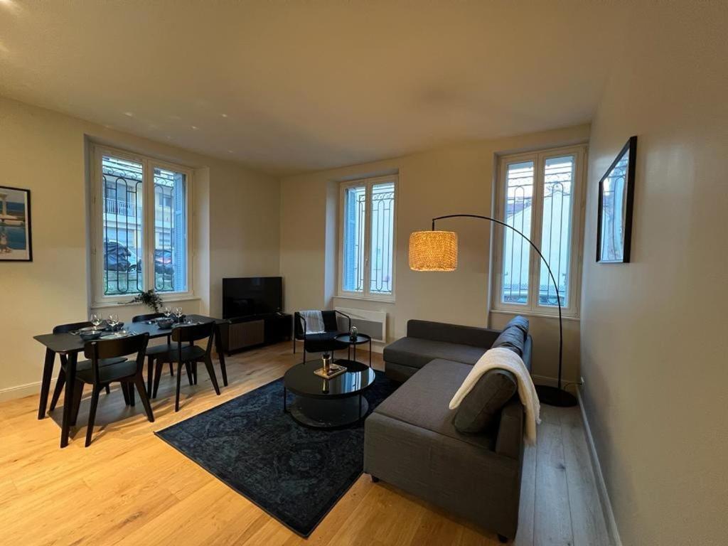 Situe Au Centre De Appartement