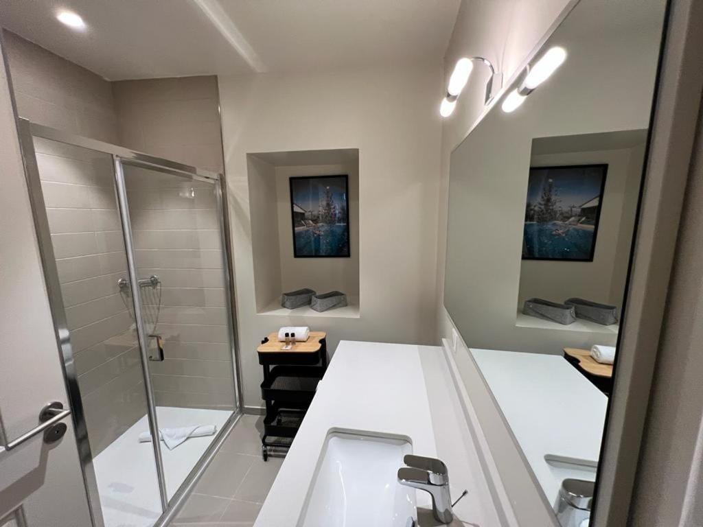 Appartement Situe Au Centre De